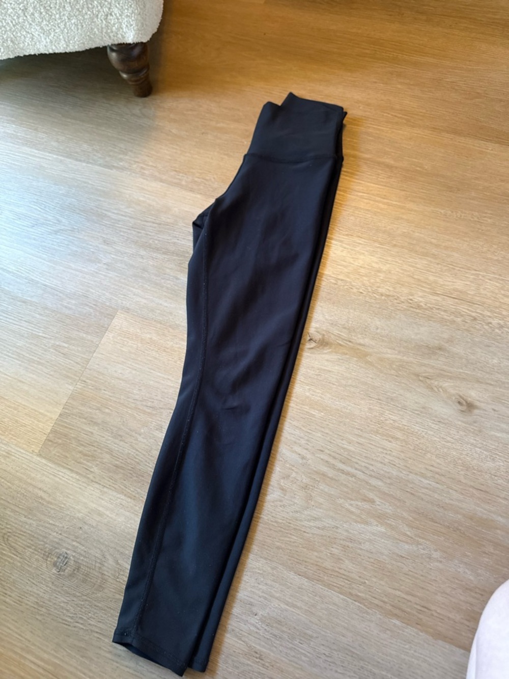 ALO Yoga Black High-Waist Leggings - Picture 3 of 4